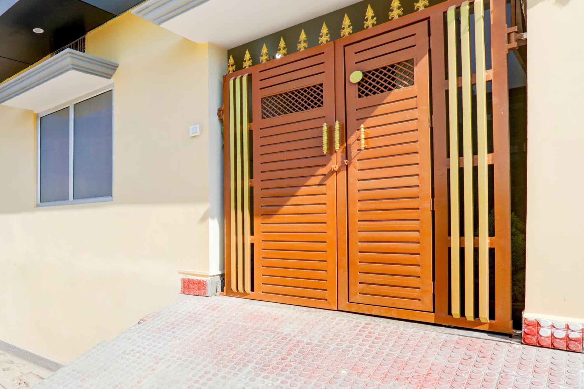 Hotel O Rn Chinhat Exterior photo